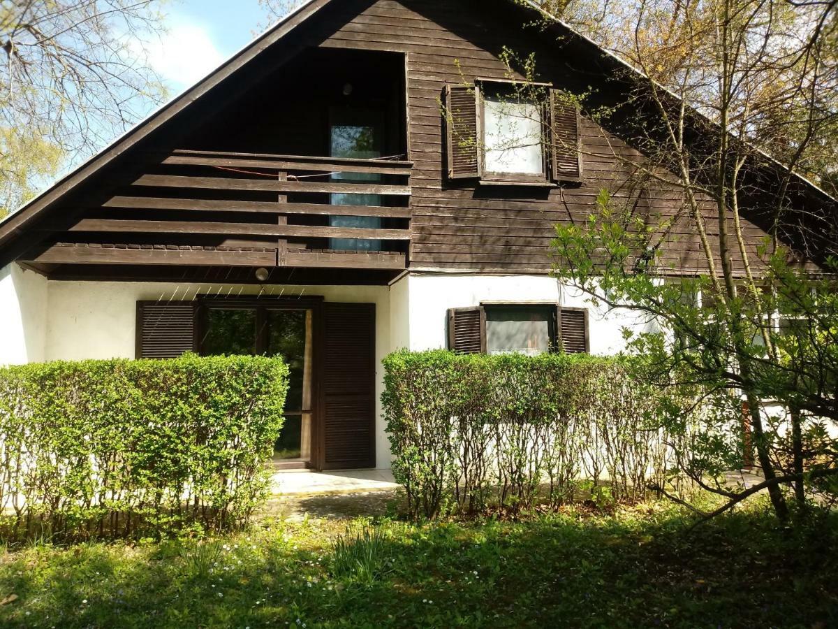 Apartman 3 Haloszobaval Buk Exterior photo
